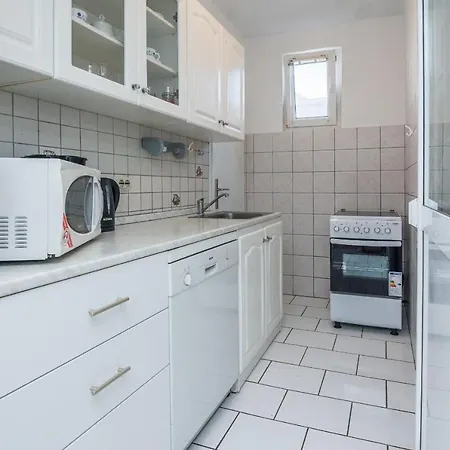 Apartment With A Parking Space - 20200 Vir